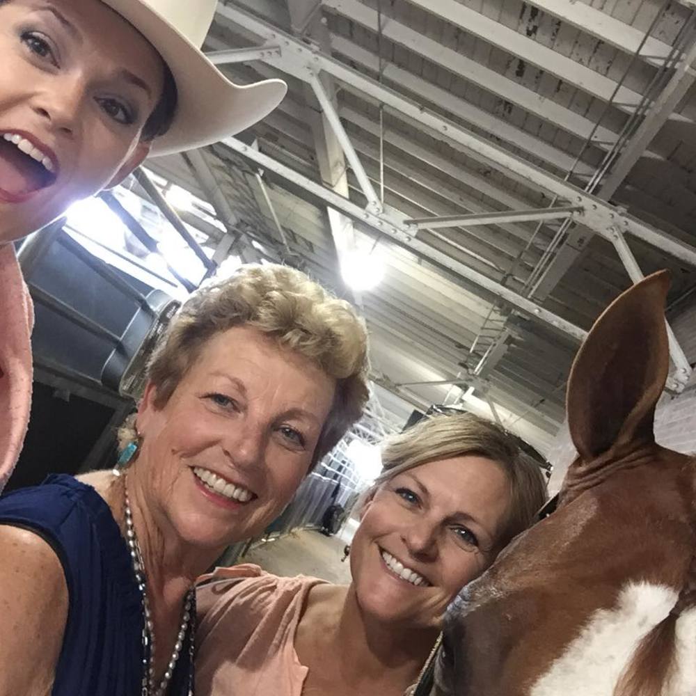 Meet your Posher, Alexandra